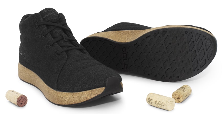 the sole jasper chukka front and bottom view