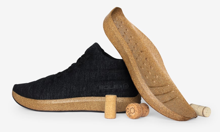 the recork recycled cork midsole resting against the jasper chukka shoe