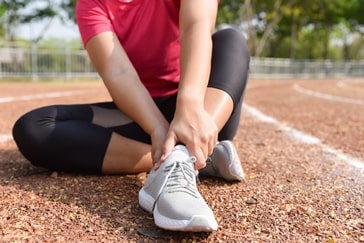 ankle pain caused by pronation or supination