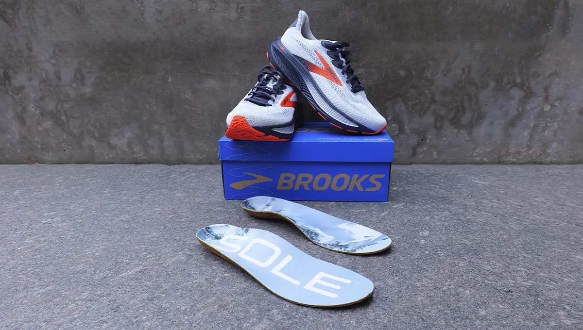 brooks ghost running shoes with sole insoles